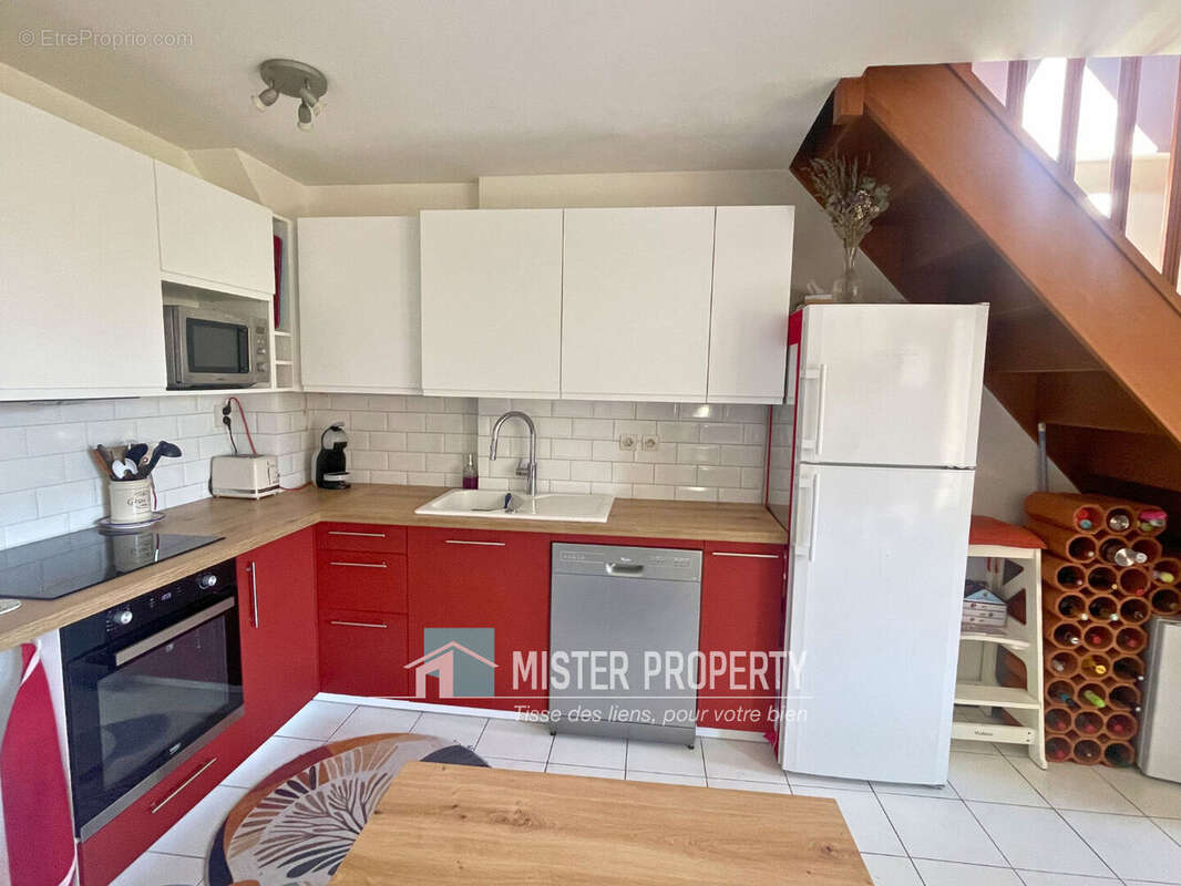 Appartement à SARTROUVILLE