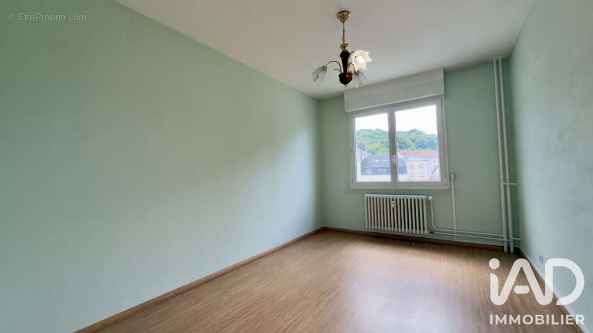 Appartement 75 m² à Villerupt  - photo 8