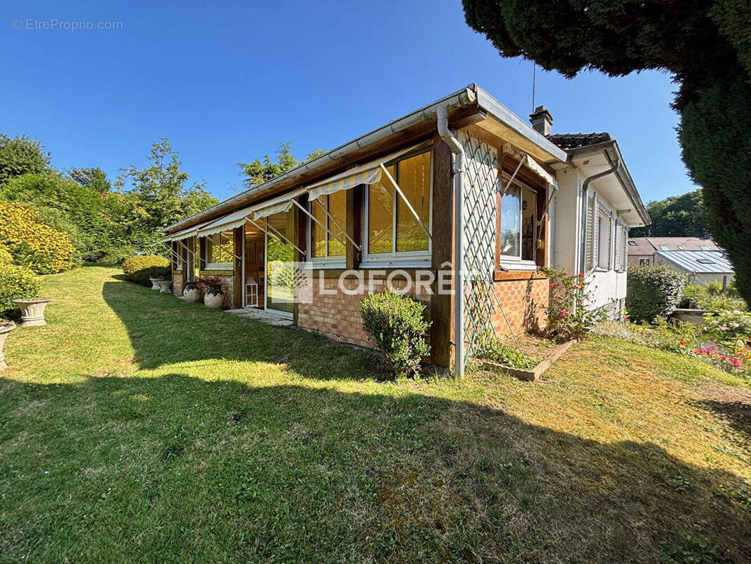 Maison à BIEVILLE-BEUVILLE