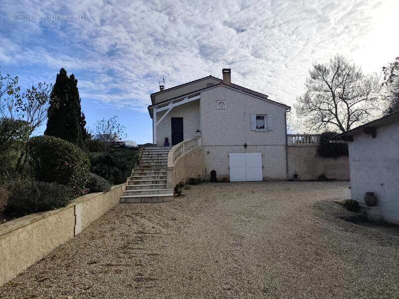 Maison à LA COURONNE