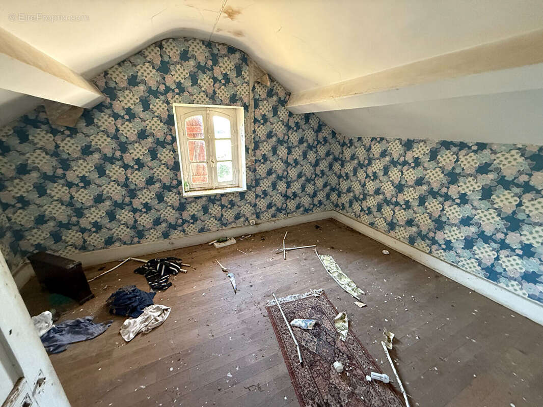 Maison à MONTBEUGNY