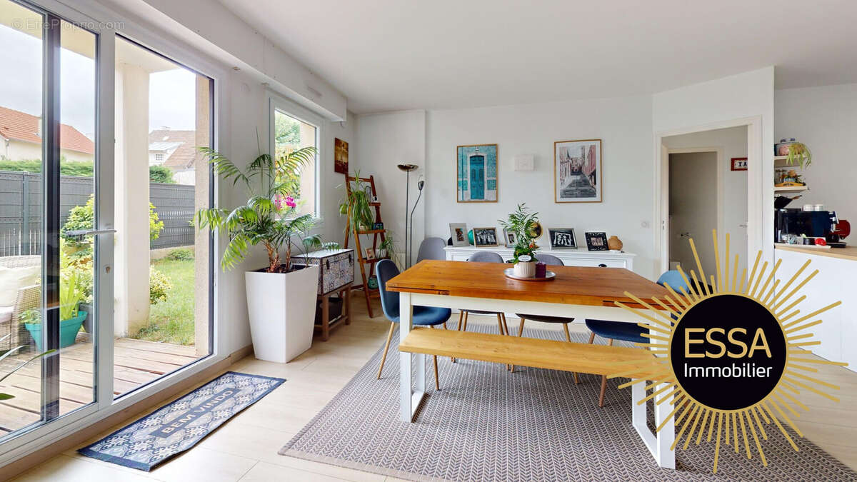 Appartement à VELIZY-VILLACOUBLAY