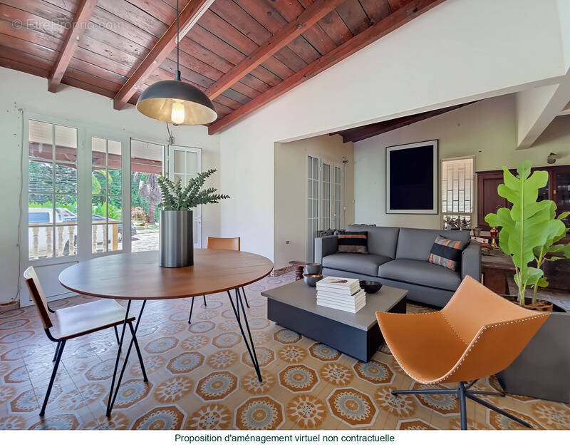 Maison à PETIT-BOURG