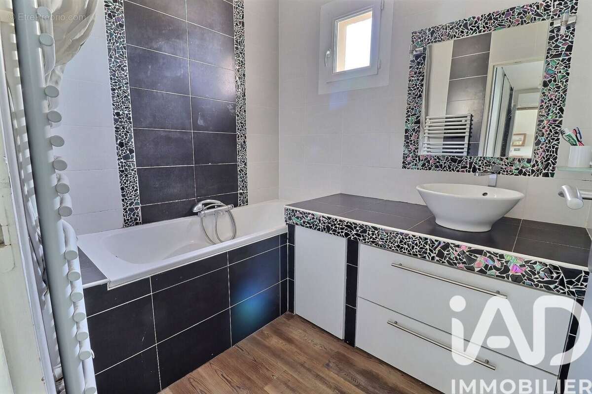 Photo 6 - Appartement à SORGUES