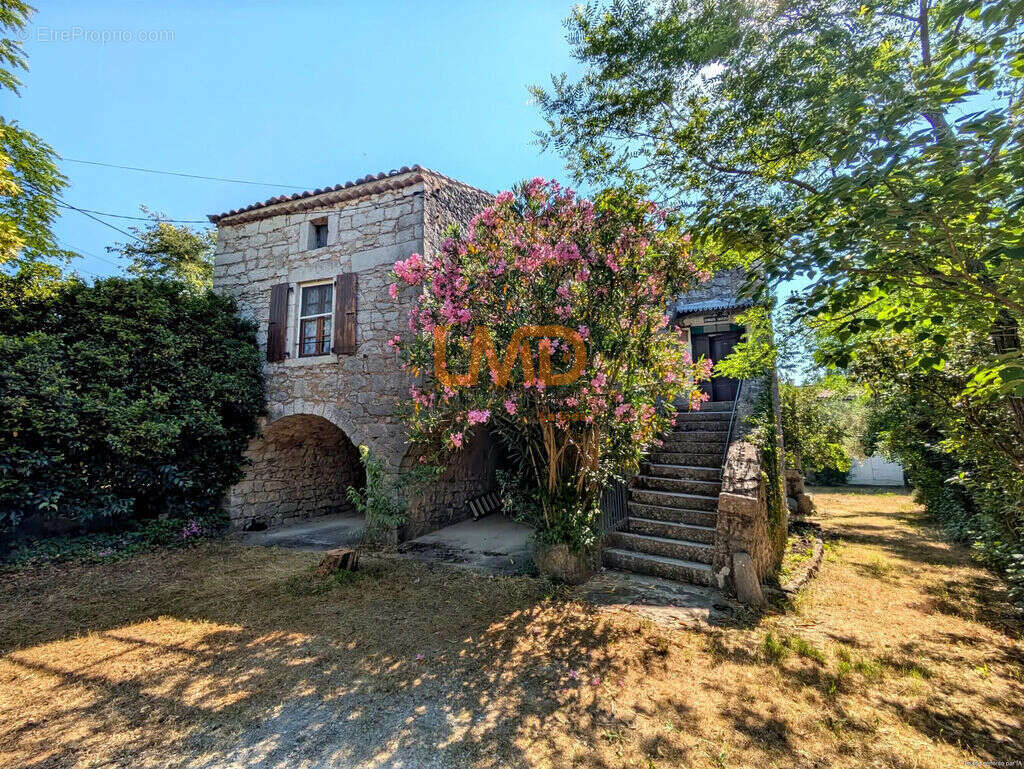 Maison à SAINT-ALBAN-AURIOLLES