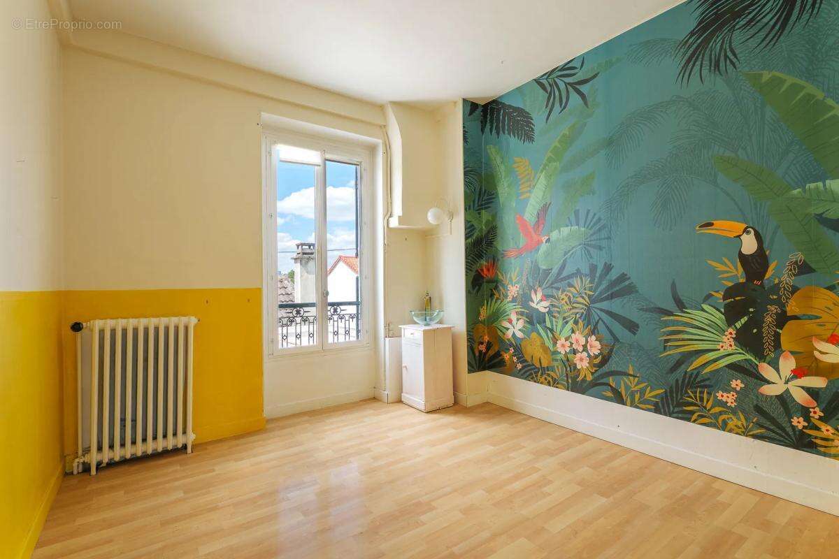 Maison à NEUILLY-PLAISANCE