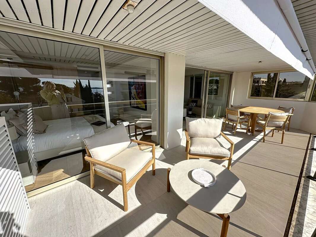 Appartement à CANNES
