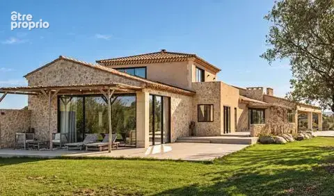 Maison à EYGALIERES