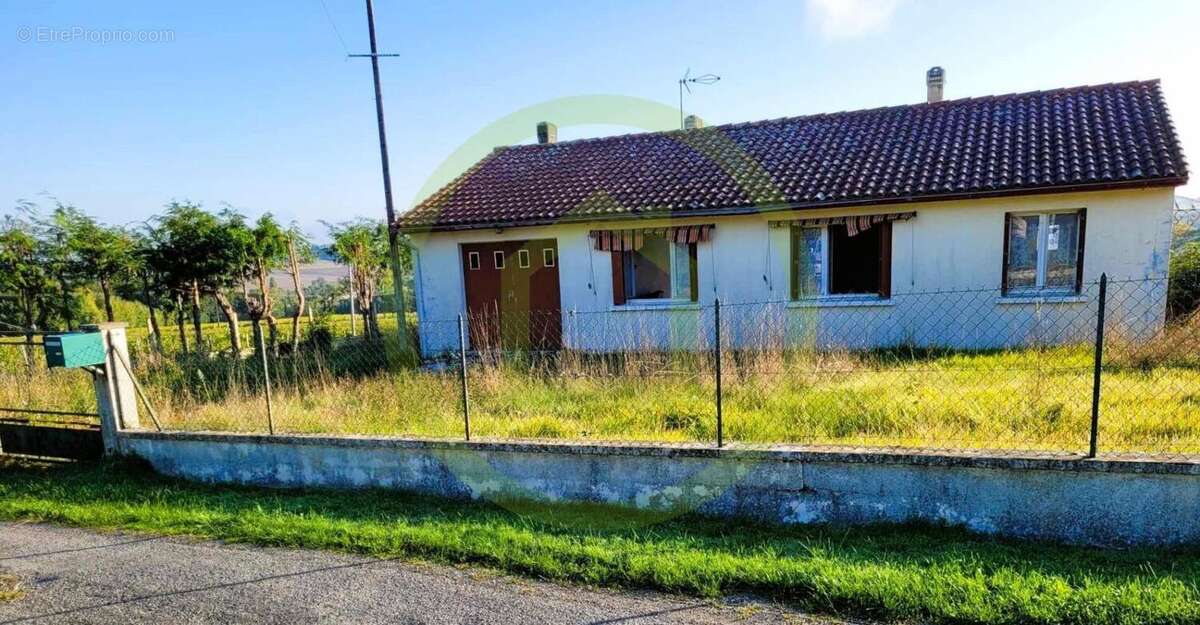 Maison à SAINT-BONNET-SUR-GIRONDE