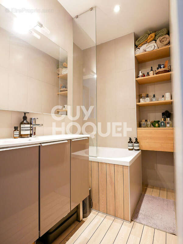 Appartement à ROSNY-SOUS-BOIS