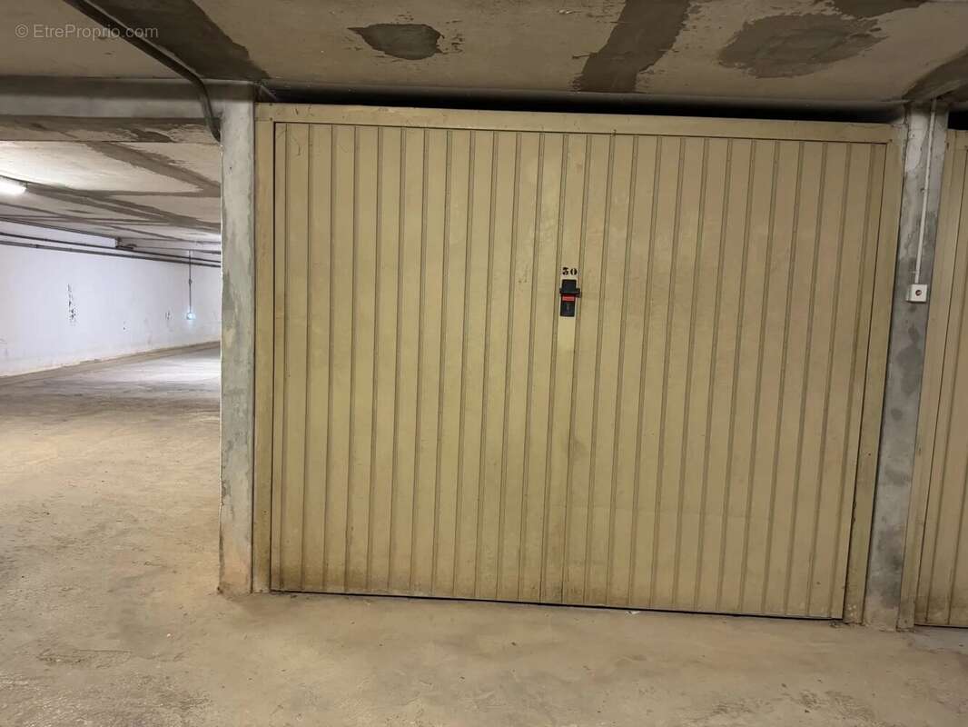 Appartement à LA LONDE-LES-MAURES