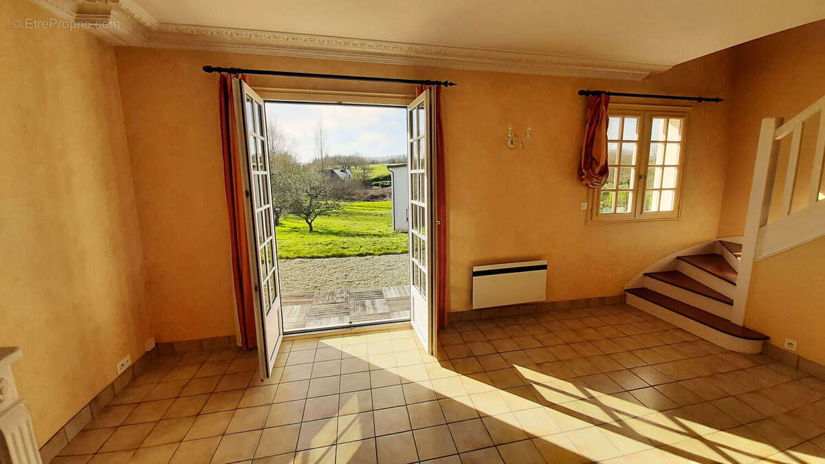 Maison à PLONEOUR-LANVERN