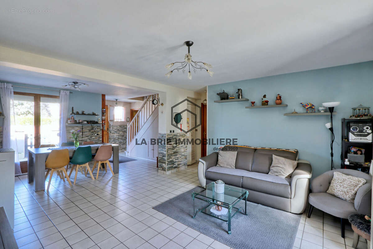 Maison à BRIE-COMTE-ROBERT