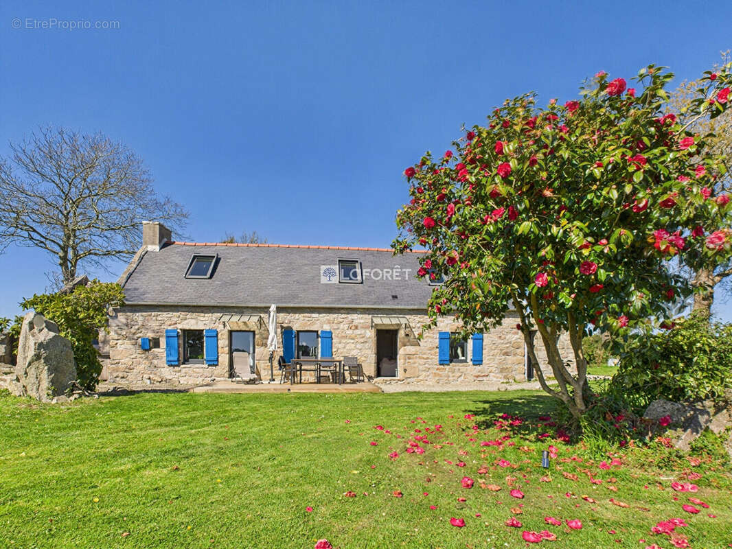 Maison à PLOZEVET