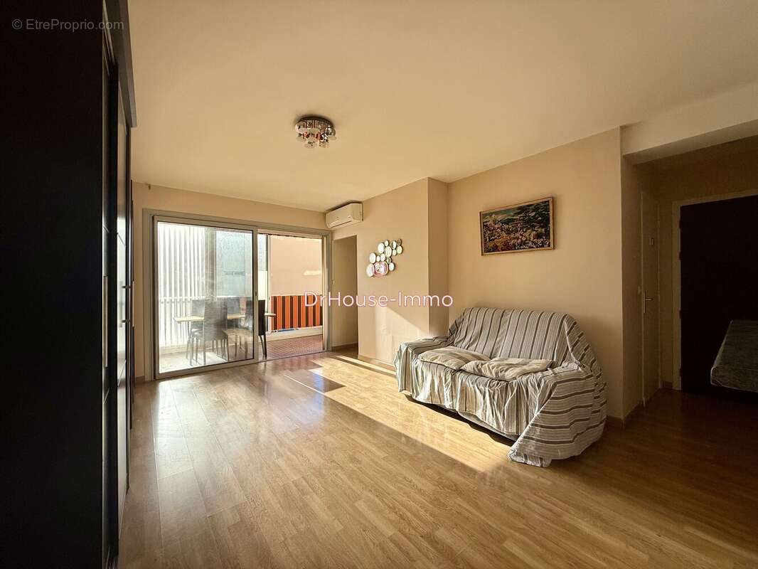 Appartement à CAGNES-SUR-MER