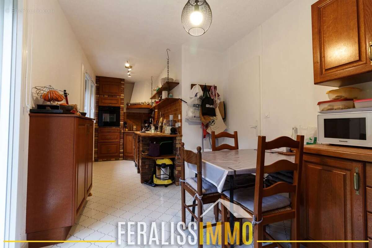 Maison à MEZY-SUR-SEINE