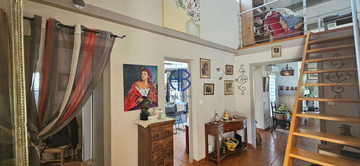 Maison à MONTADY