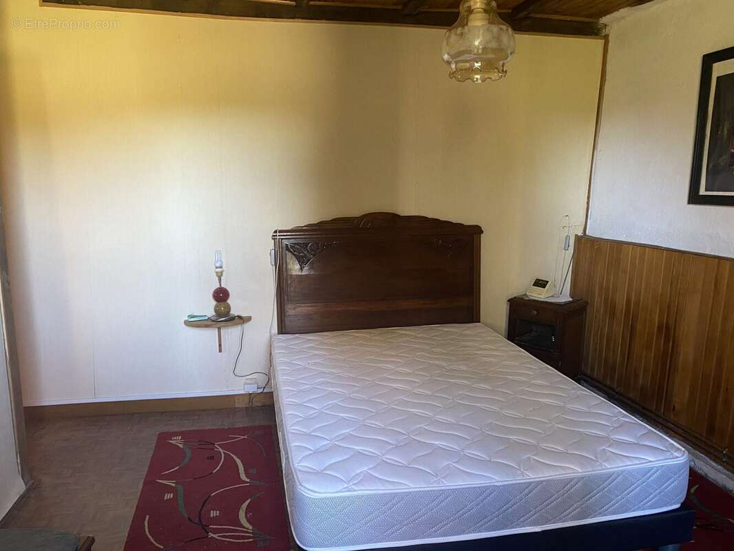 Maison à PEROLS-SUR-VEZERE