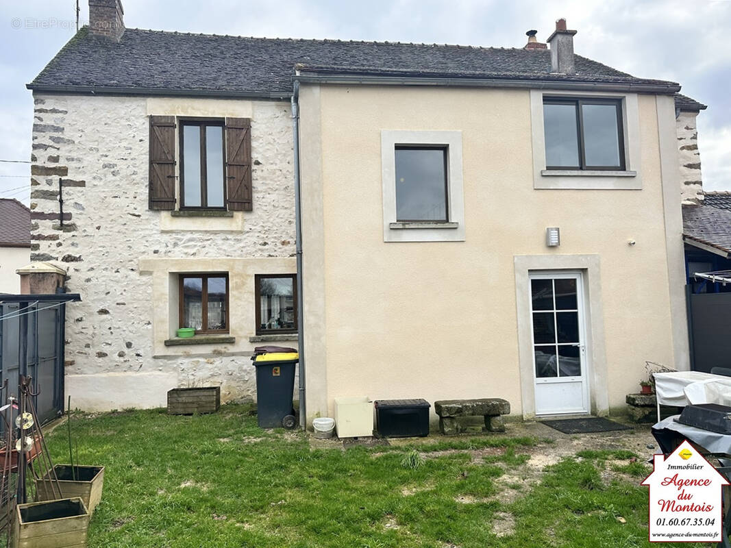 Maison à DONNEMARIE-DONTILLY