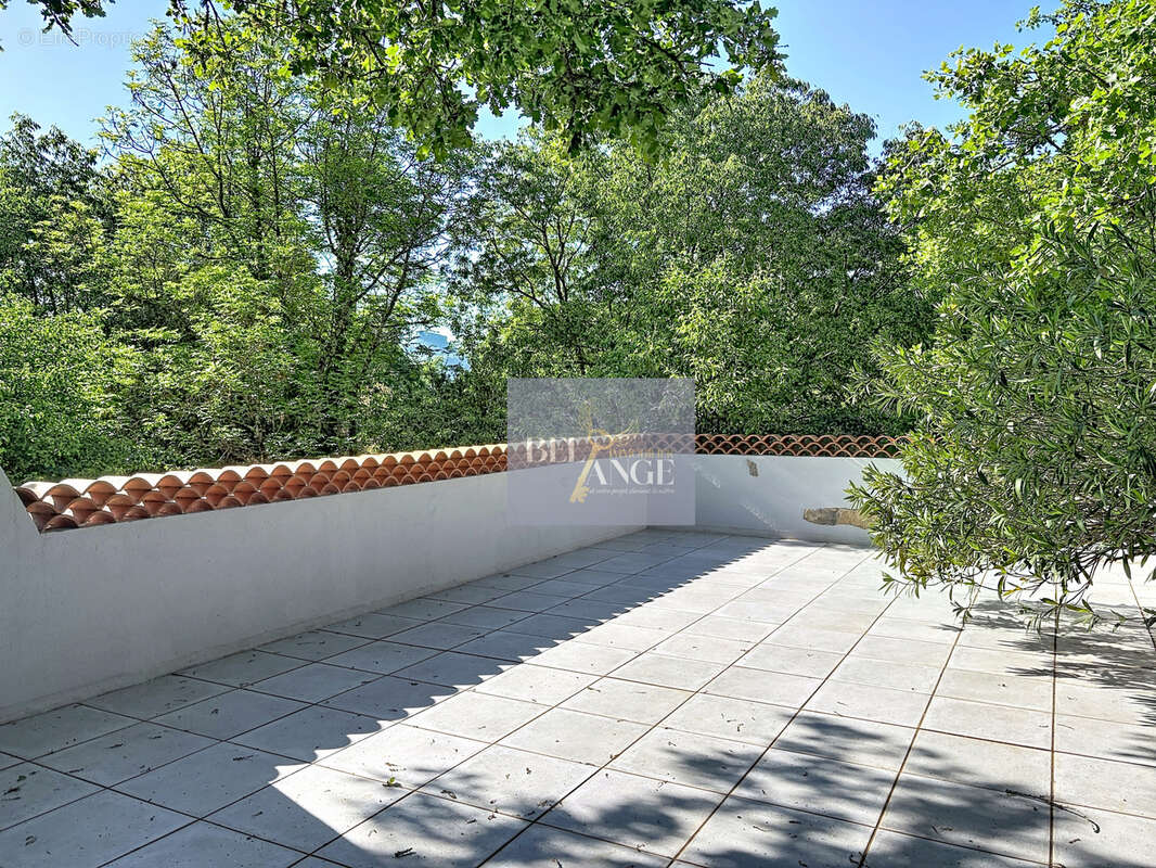 Maison à SAINT-ALBAN-AURIOLLES