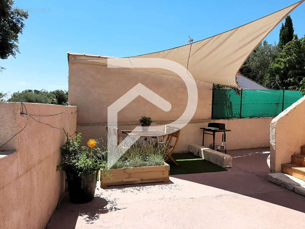 Maison à SAINT-GILLES