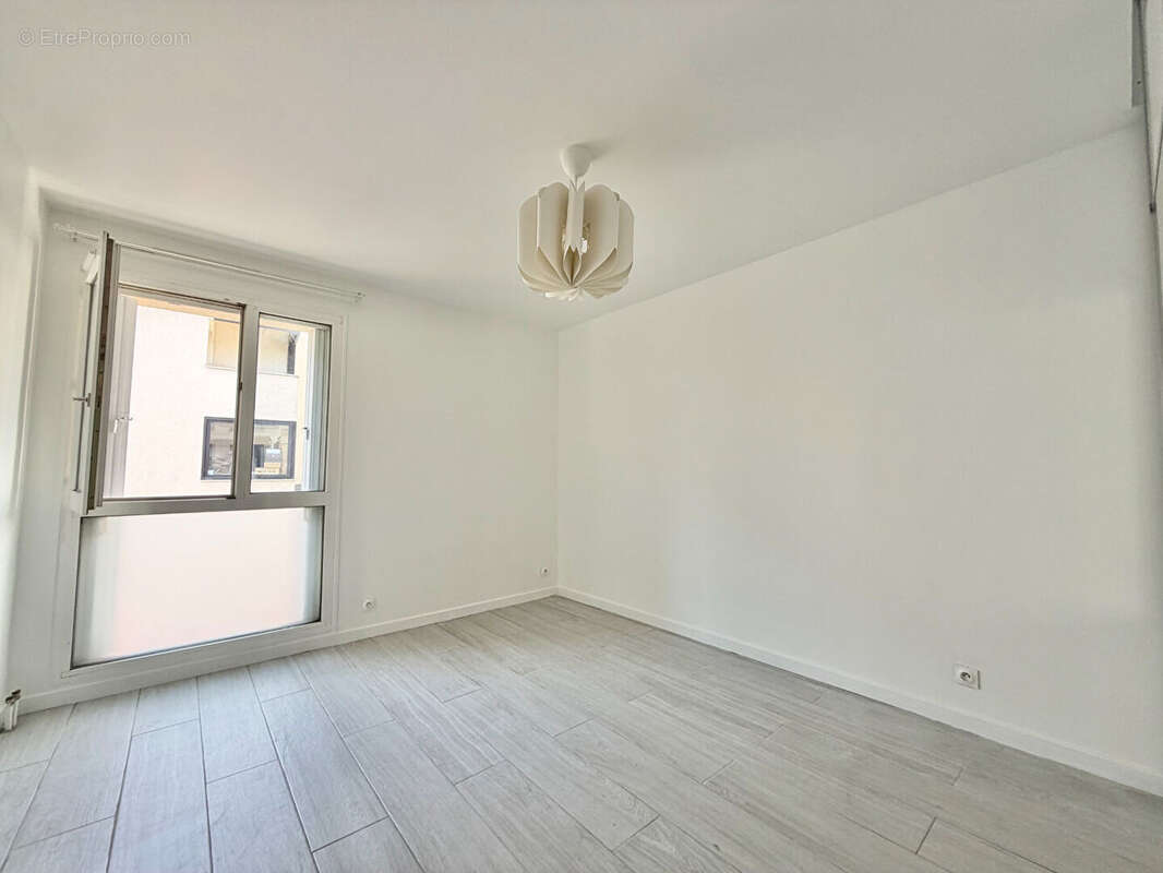 Appartement Sartrouville 2 pièce(s) 54 m2 - photo 3