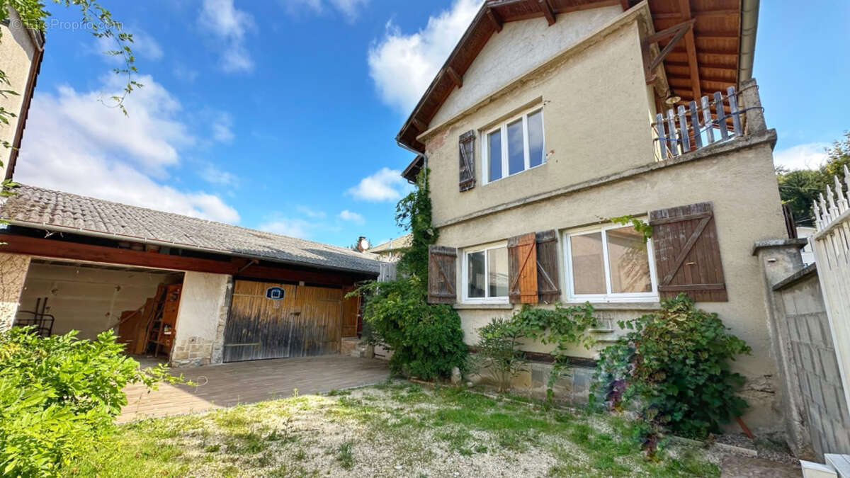 VIRIVILLE, Maison de 160 m2 avec jardin - photo 4