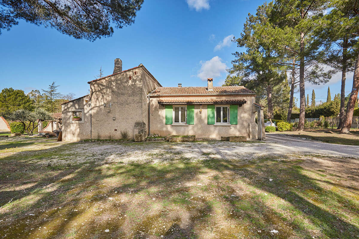 Maison à SAINT-CANNAT