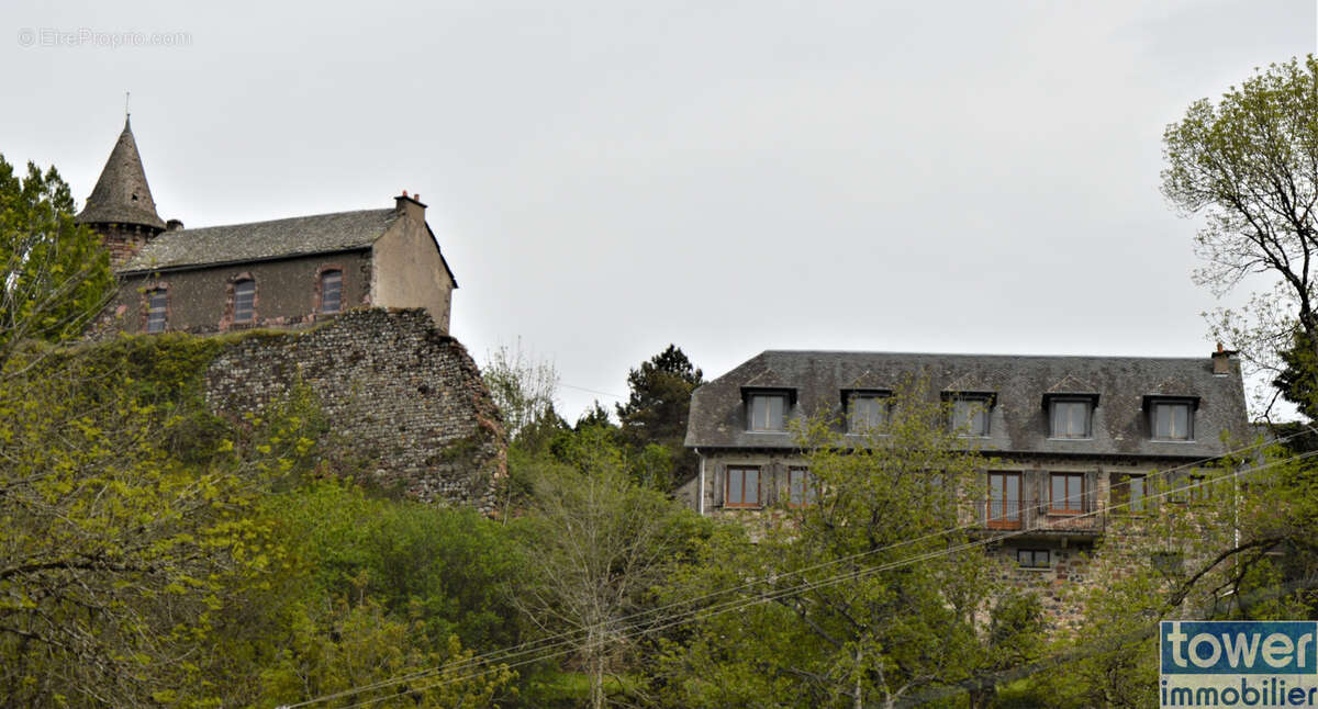 Maison à LASSOUTS