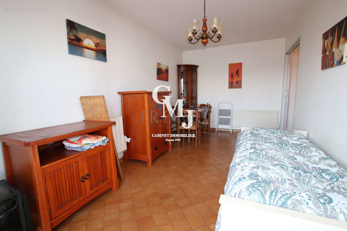Saint-raphael - t1 - 27,65 m2 - photo 2