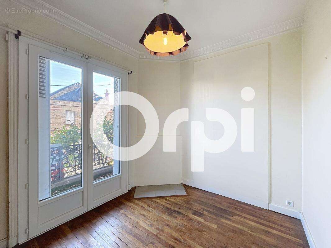 Maison à BRIVE-LA-GAILLARDE