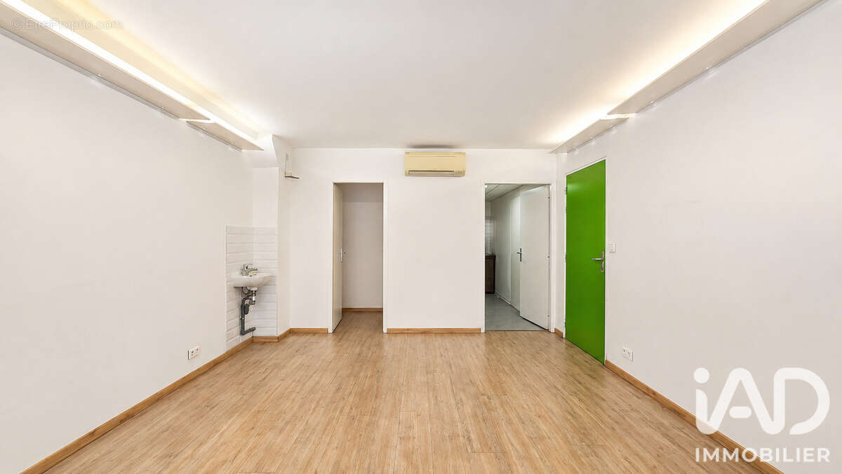 Commerce 171 m² à Perpignan  - photo 7