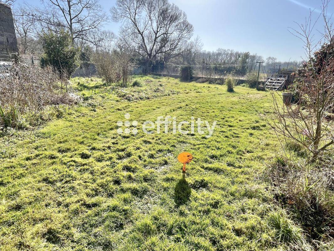 Terrain à PONT-SAINT-MARTIN