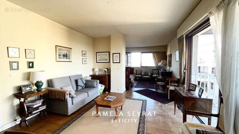 Appartement à GARCHES