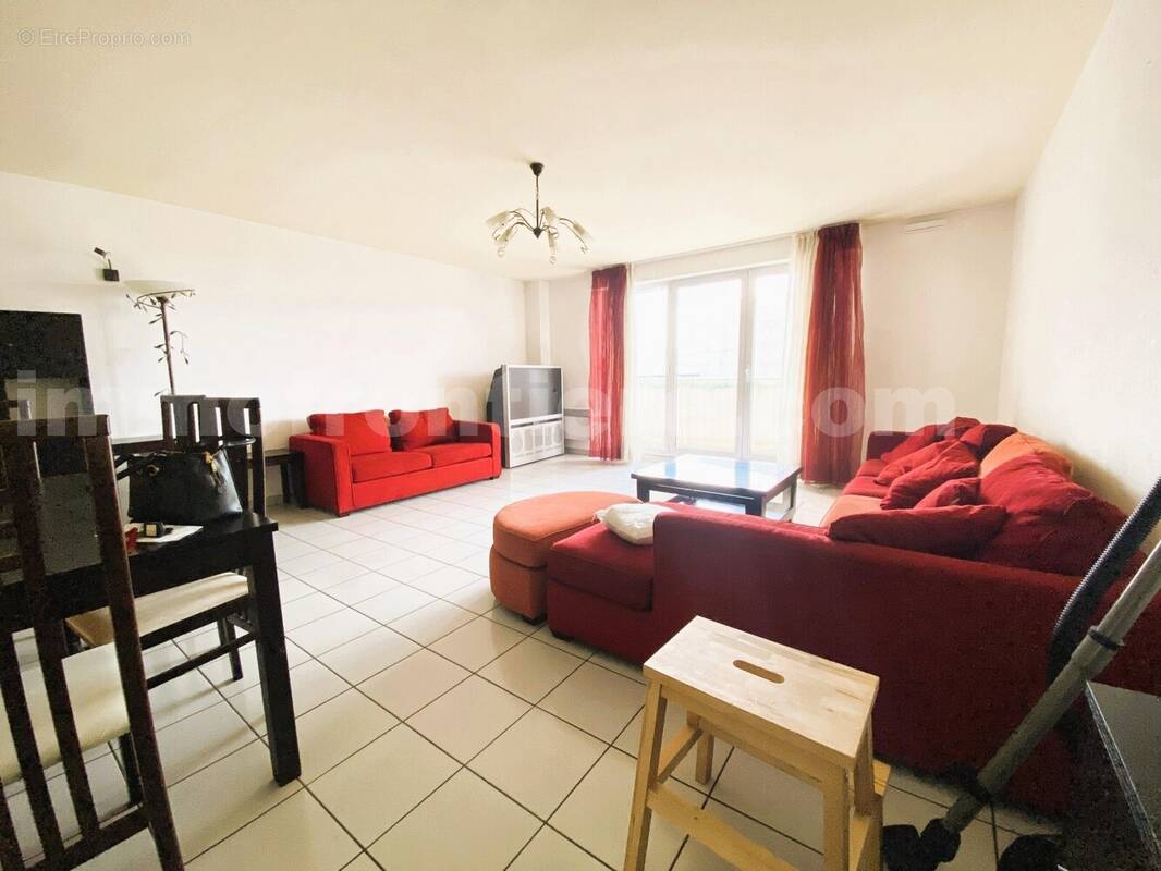 Appartement T3 à Annemasse - Appartement à ANNEMASSE