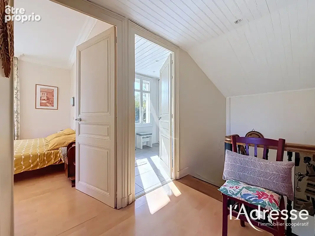 Maison de charme des années 1930 avec vue exceptionnelle sur la vallée du Cher - photo 8
