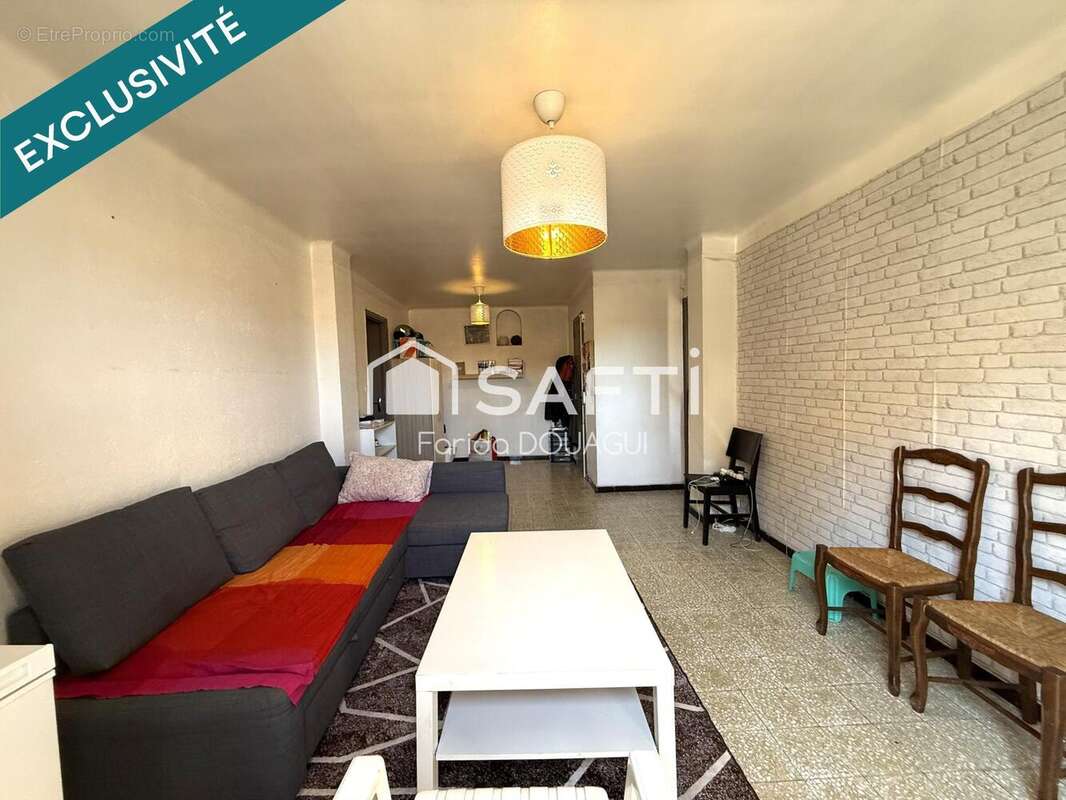 Photo 2 - Appartement à MARSEILLE-10E