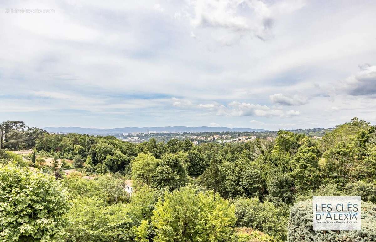 Maison à CALUIRE-ET-CUIRE