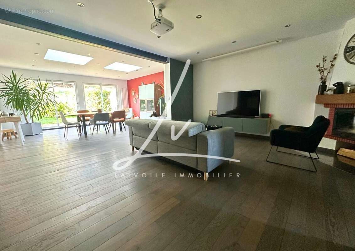 Maison à HEROUVILLE-SAINT-CLAIR