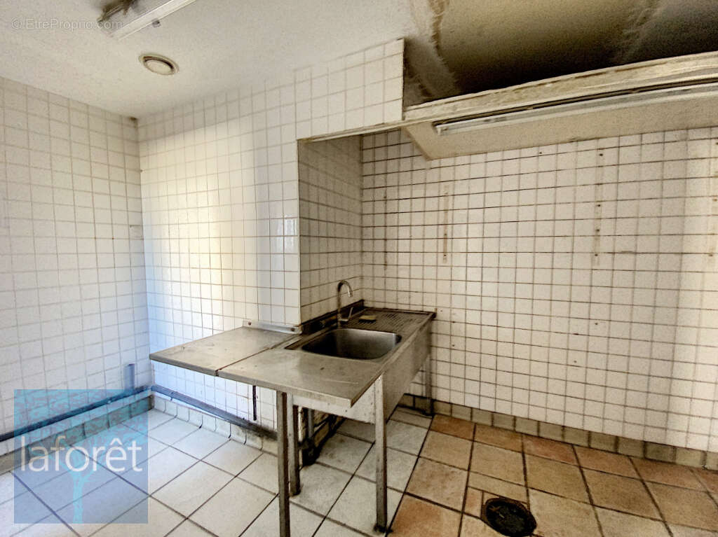 Maison à LOUVIGNE-DU-DESERT