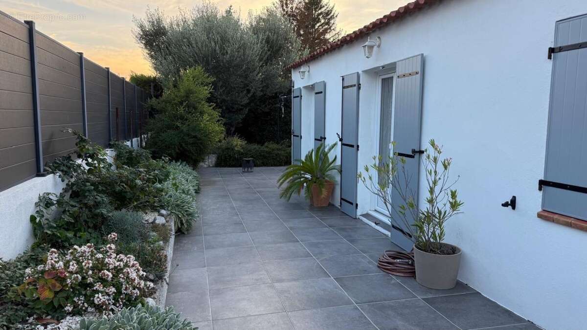Maison à BOUC-BEL-AIR
