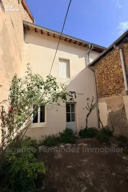 Maison 68 m² à Semur-En-Brionnais  - photo 2
