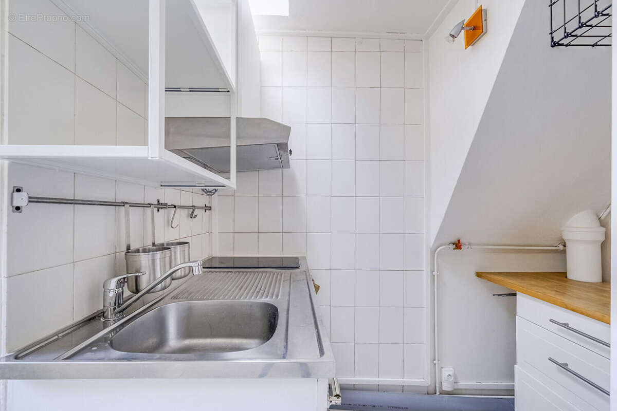 Appartement Paris 1 pièce(s) 23.60 m2 + Chambre de service - photo 10