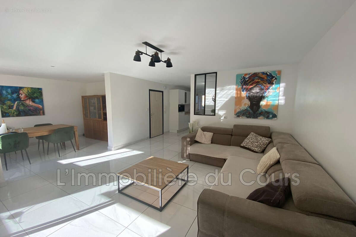 Appartement 77 m² à Martigues  - photo 3
