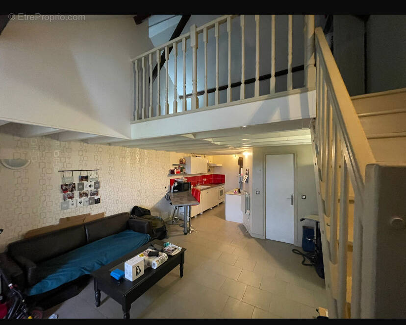 Appartement à ETREPAGNY