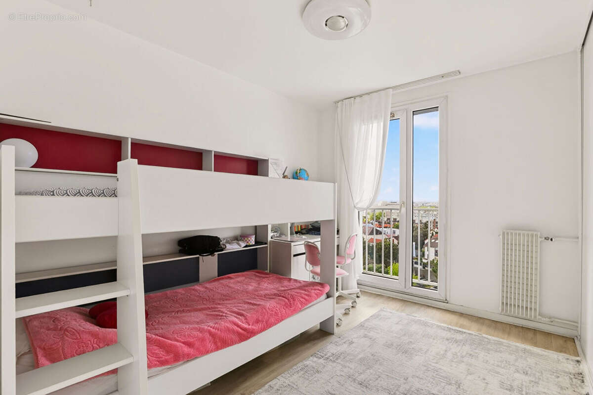 Appartement à COLOMBES