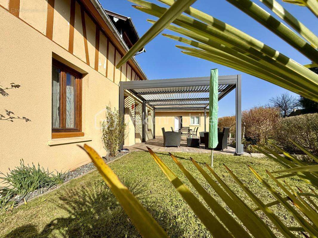 Maison à LA MAILLERAYE-SUR-SEINE