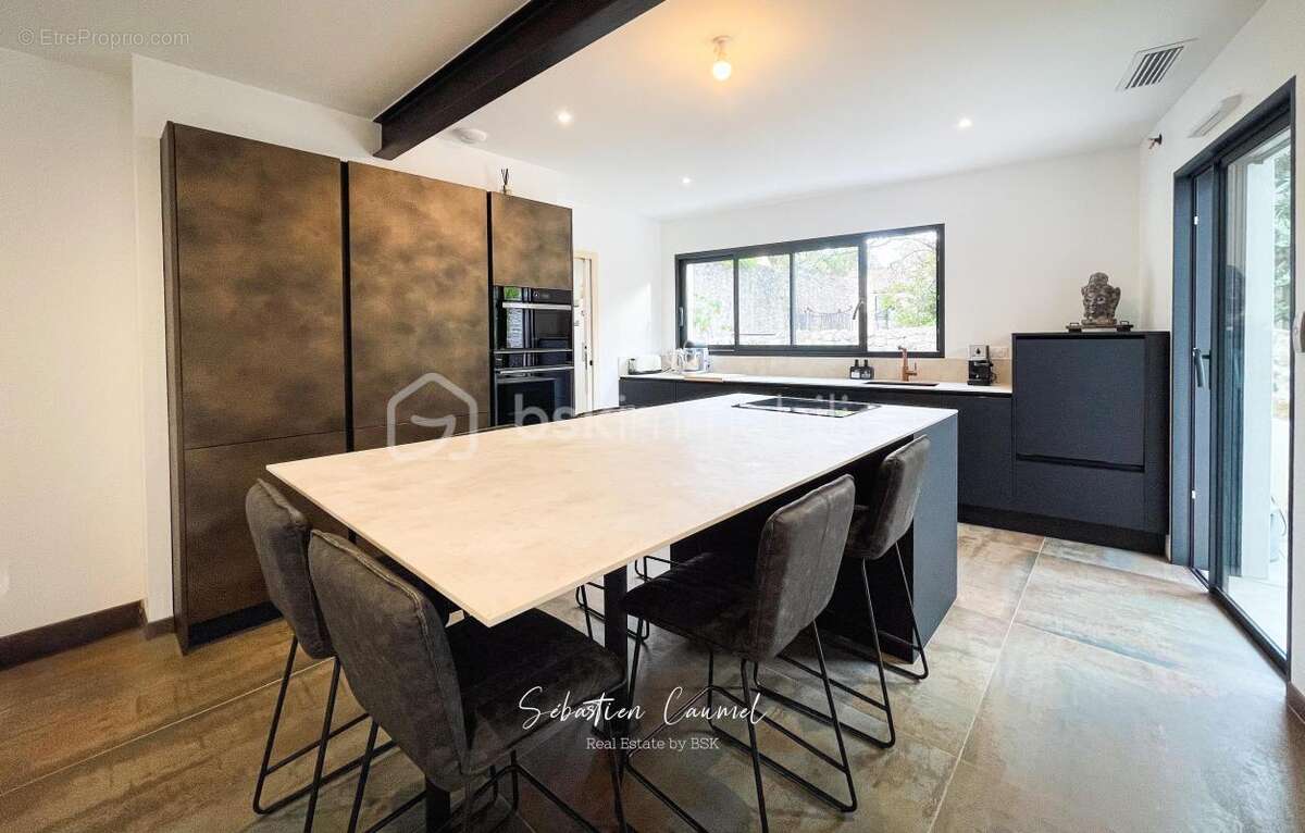 Maison à COURNONTERRAL