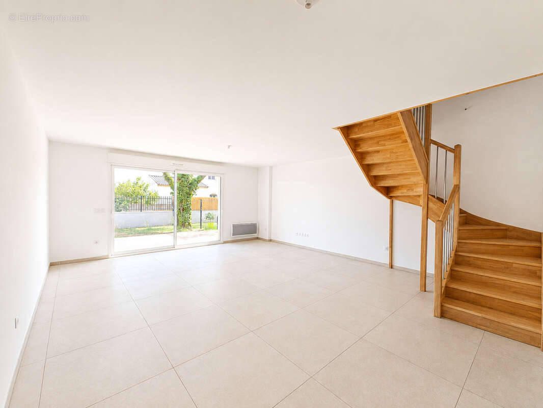Mauguio   Maison T4 avec jardin de 56 m2  Disponible immédiatement - photo 9