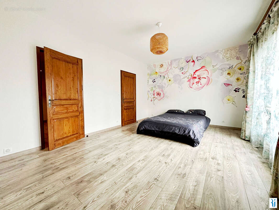 Maison 184 m² à Montigny  - photo 5